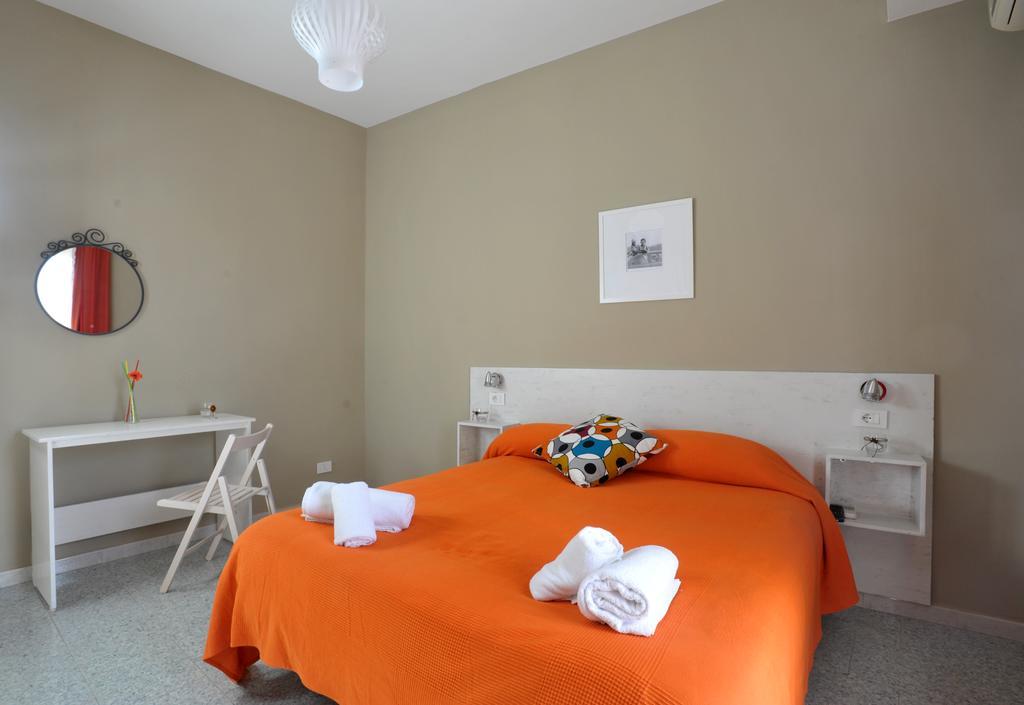 B&B Sweet Home Two Steps From The Ruins... Pompei Room photo